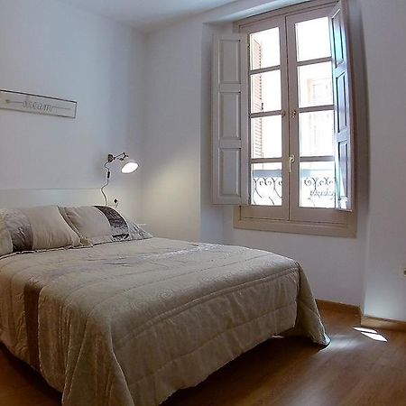 Ferienwohnung Mitjana Plaza Málaga Exterior foto