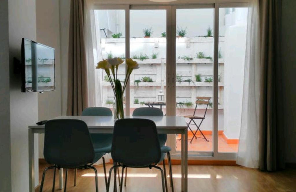 Ferienwohnung Mitjana Plaza Málaga Exterior foto