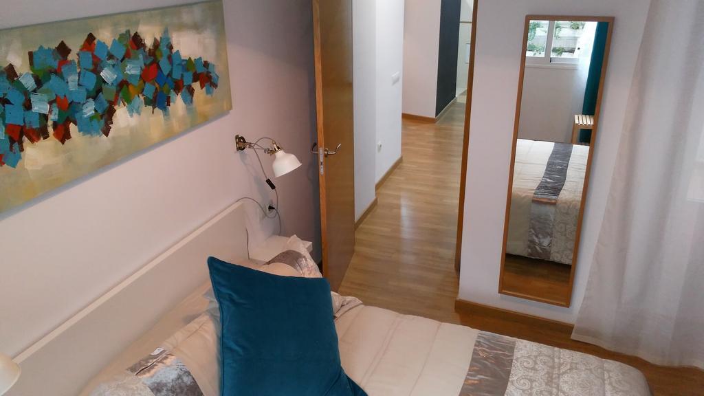 Ferienwohnung Mitjana Plaza Málaga Exterior foto