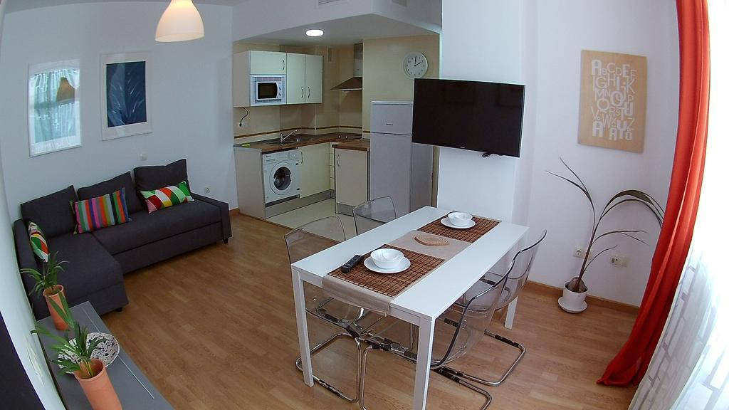 Ferienwohnung Mitjana Plaza Málaga Exterior foto