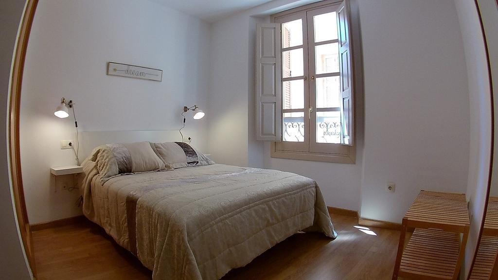 Ferienwohnung Mitjana Plaza Málaga Exterior foto