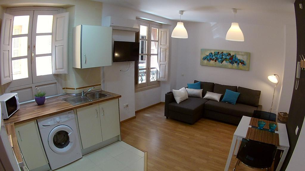 Ferienwohnung Mitjana Plaza Málaga Exterior foto