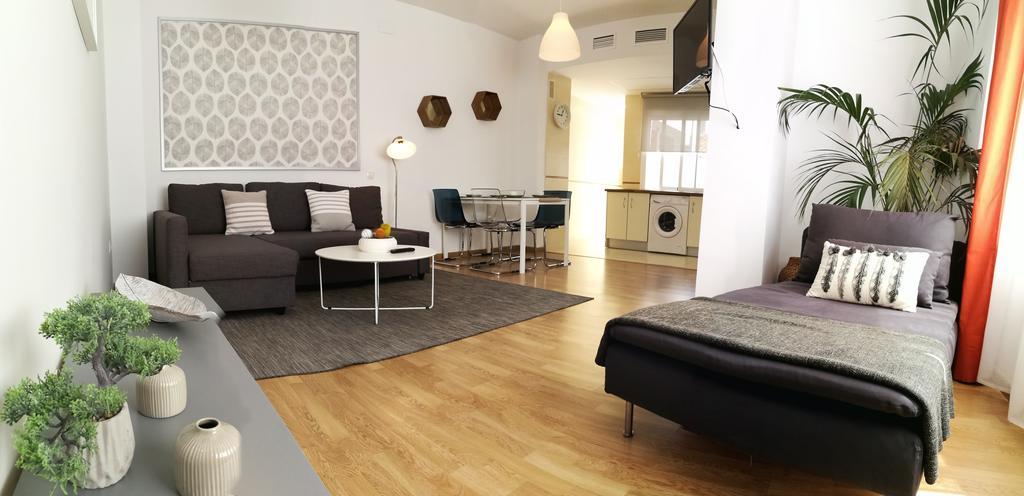 Ferienwohnung Mitjana Plaza Málaga Exterior foto