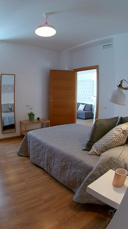 Ferienwohnung Mitjana Plaza Málaga Exterior foto